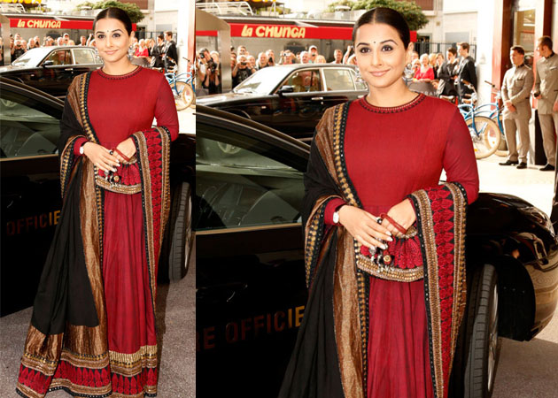 Cannes 2013: Vidya Balan blows a French kiss in Sabyasachi